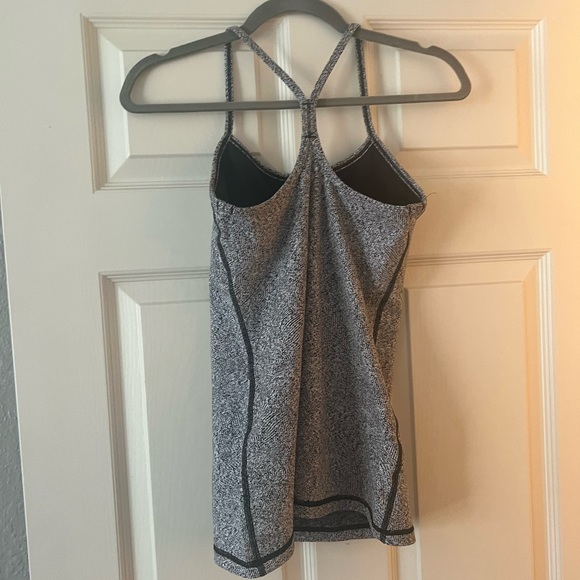 Lululemon razor back tank - worn once - Picture 3 of 5